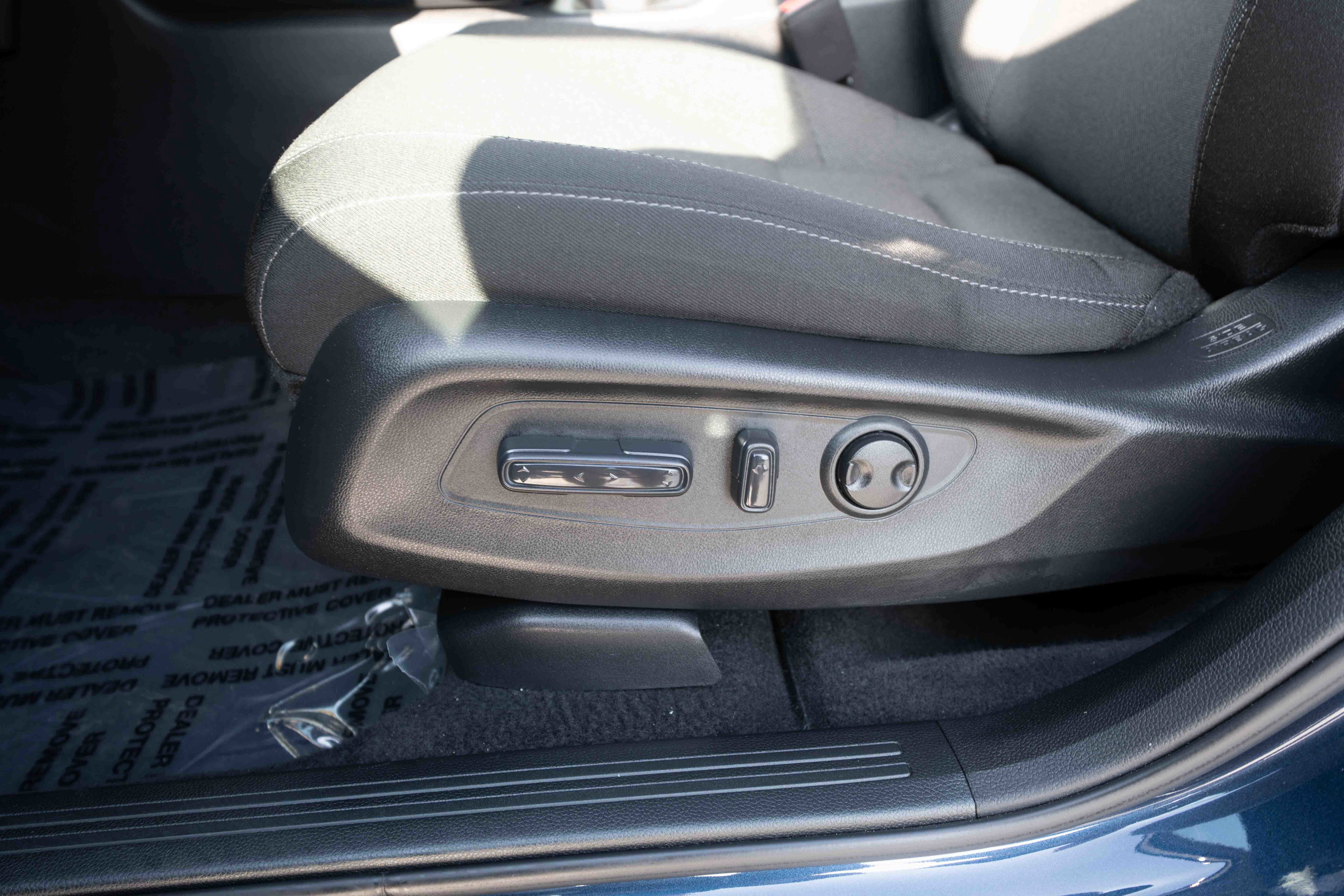 Used 2024 Honda CR-V EX image 12