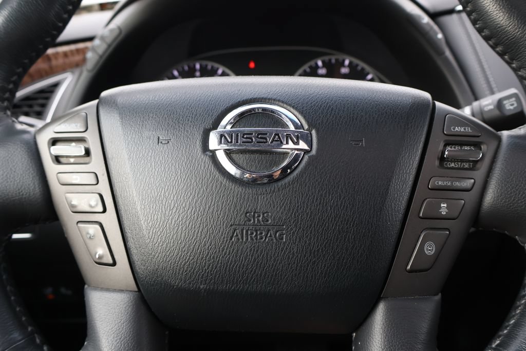 Used 2017 Nissan Armada SV AWD/4WD image 18