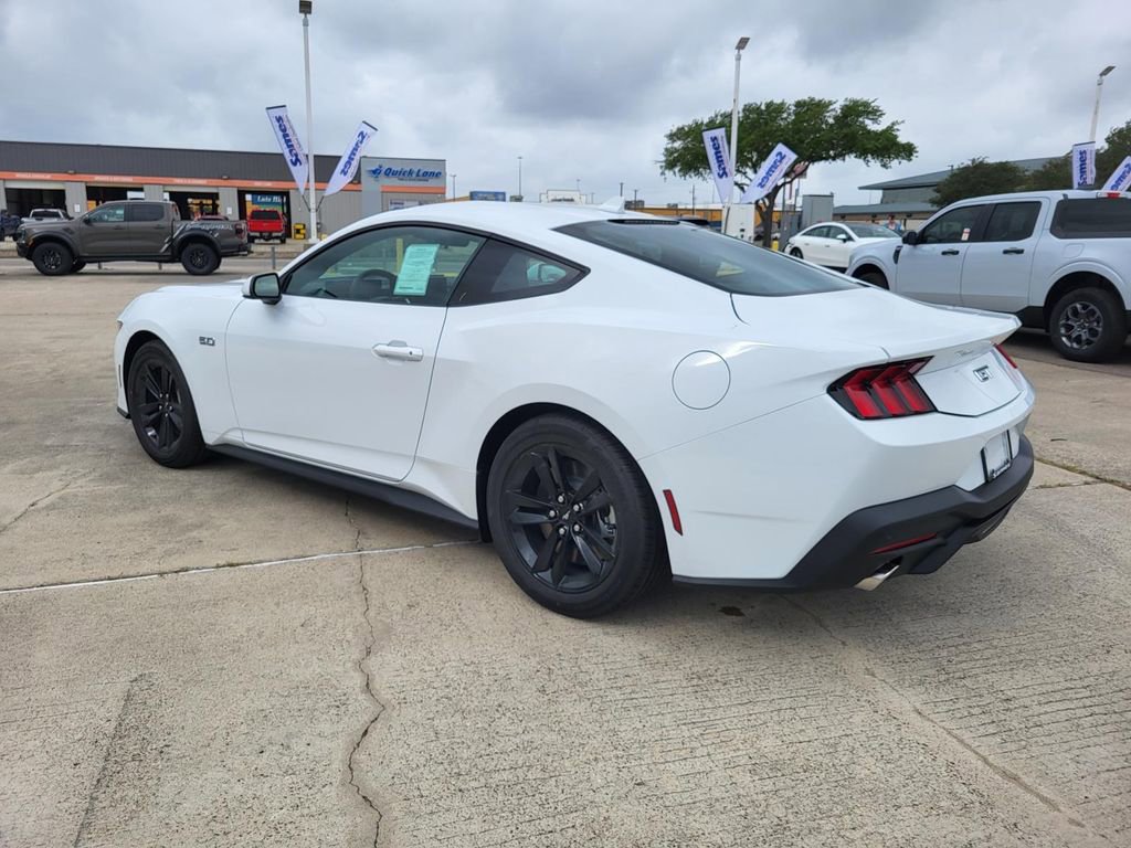 New 2026 Ford Mustang GT RWD image 3