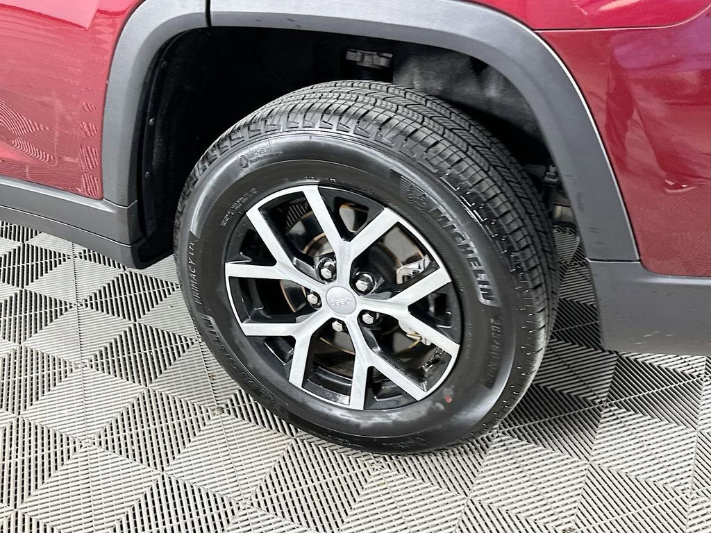 Certified 2025 Jeep Grand Cherokee L Limited image 43