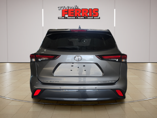 New 2026 Toyota Highlander Limited AWD/4WD image 4