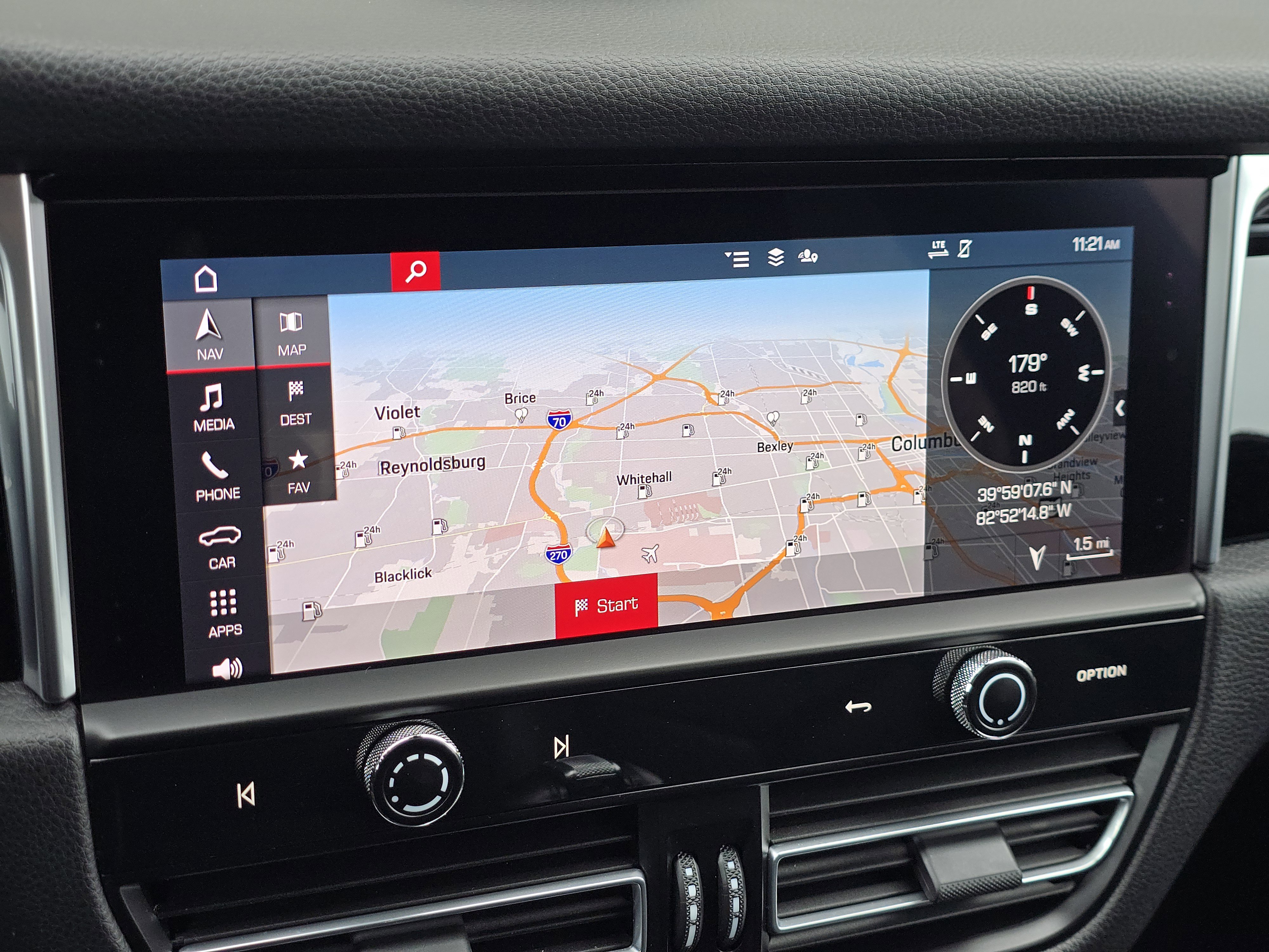 Certified 2023 Porsche Macan image 21