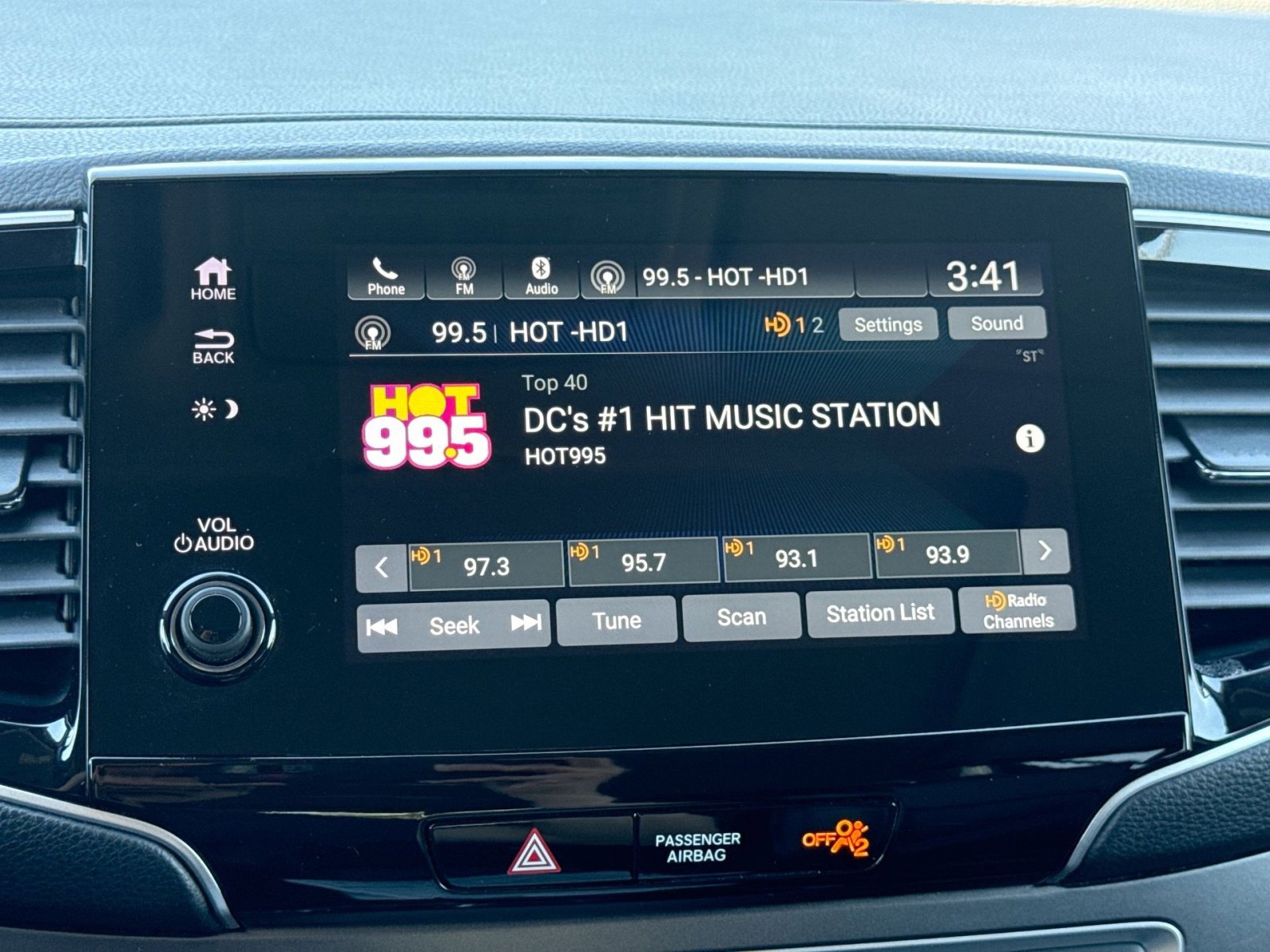 Used 2022 Honda Pilot Special Edition image 18