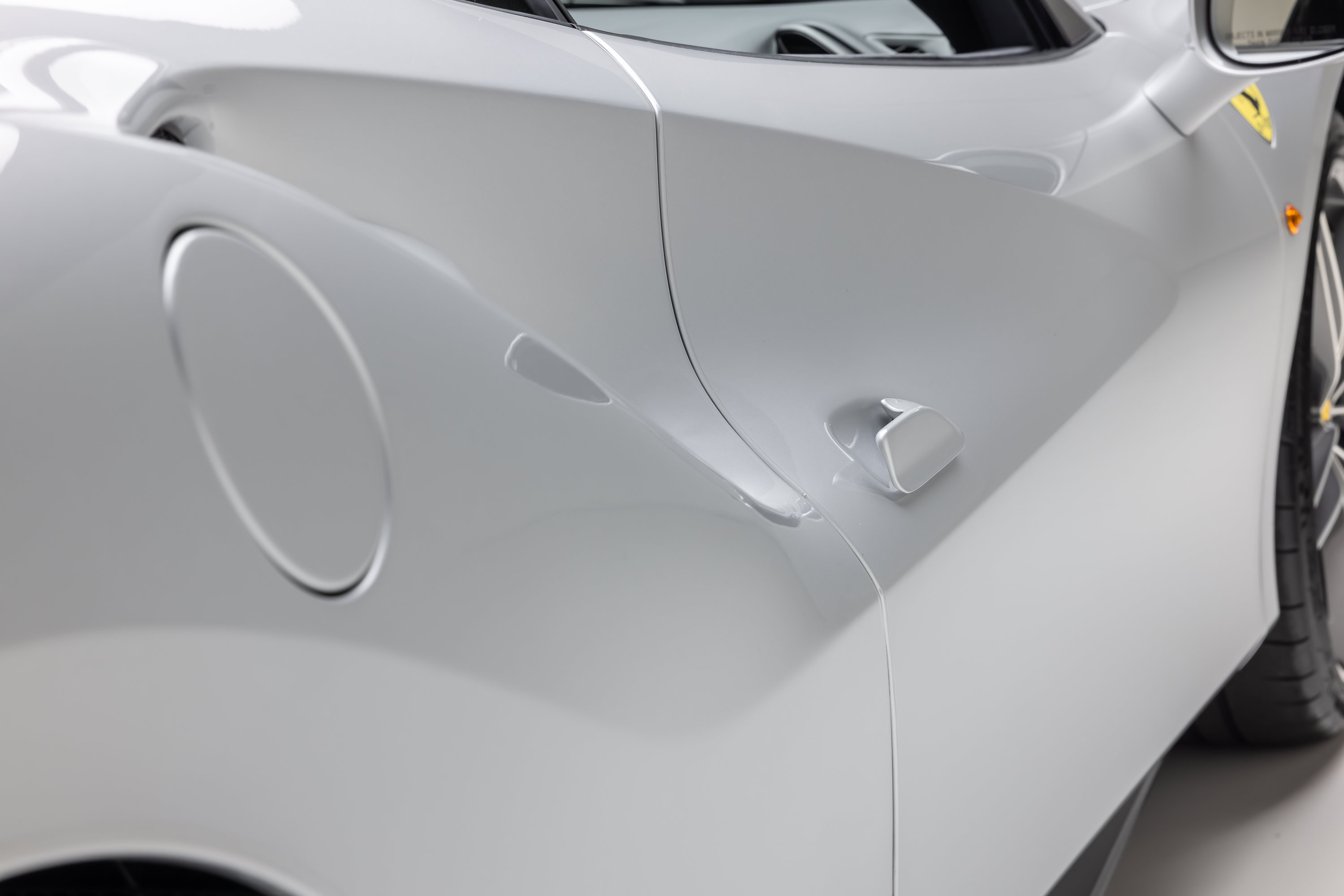 Certified 2018 Ferrari 488 GTB RWD image 25
