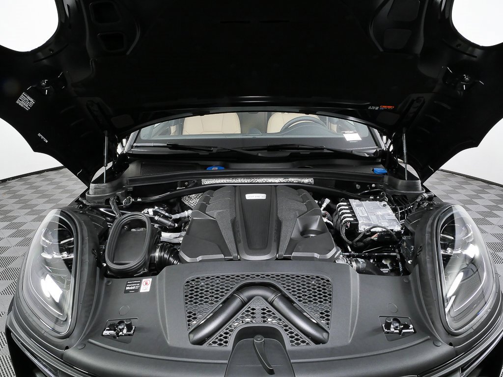 New 2026 Porsche Macan S image 36