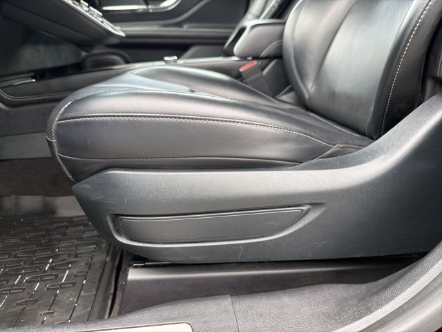 Used 2021 Lincoln Corsair AWD image 11