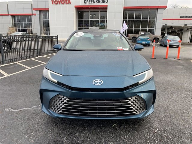 Certified 2025 Toyota Camry XLE image 3