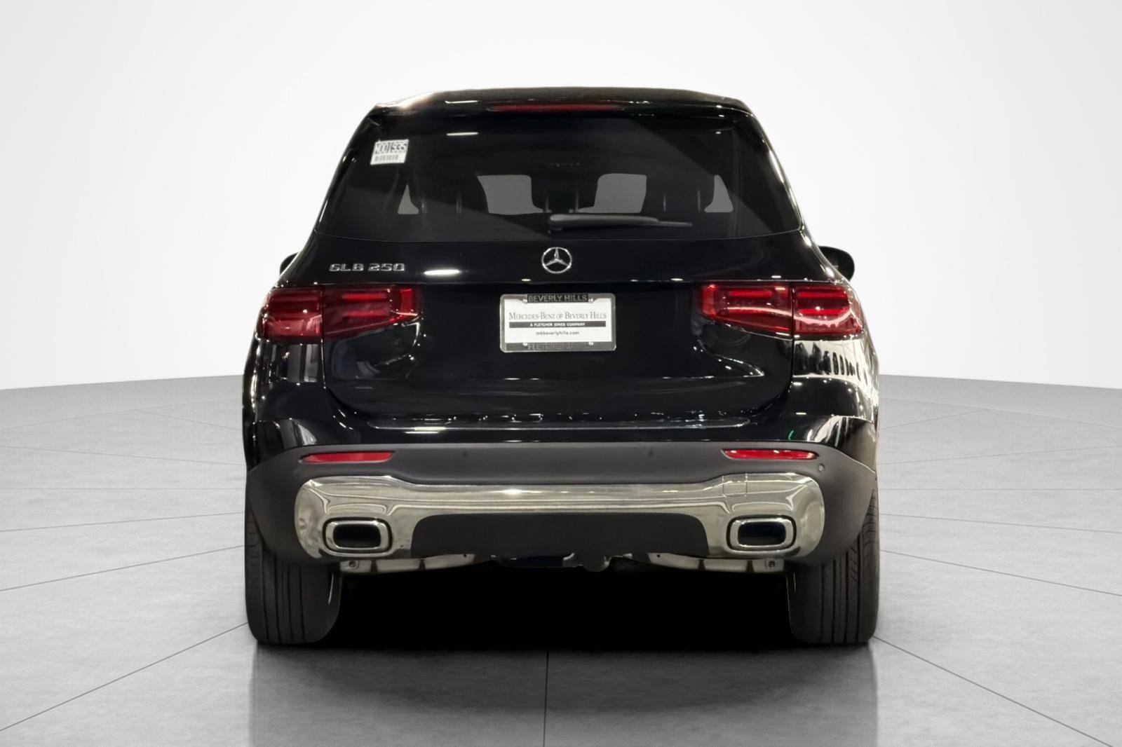 New 2026 Mercedes-Benz GLB 250 image 4