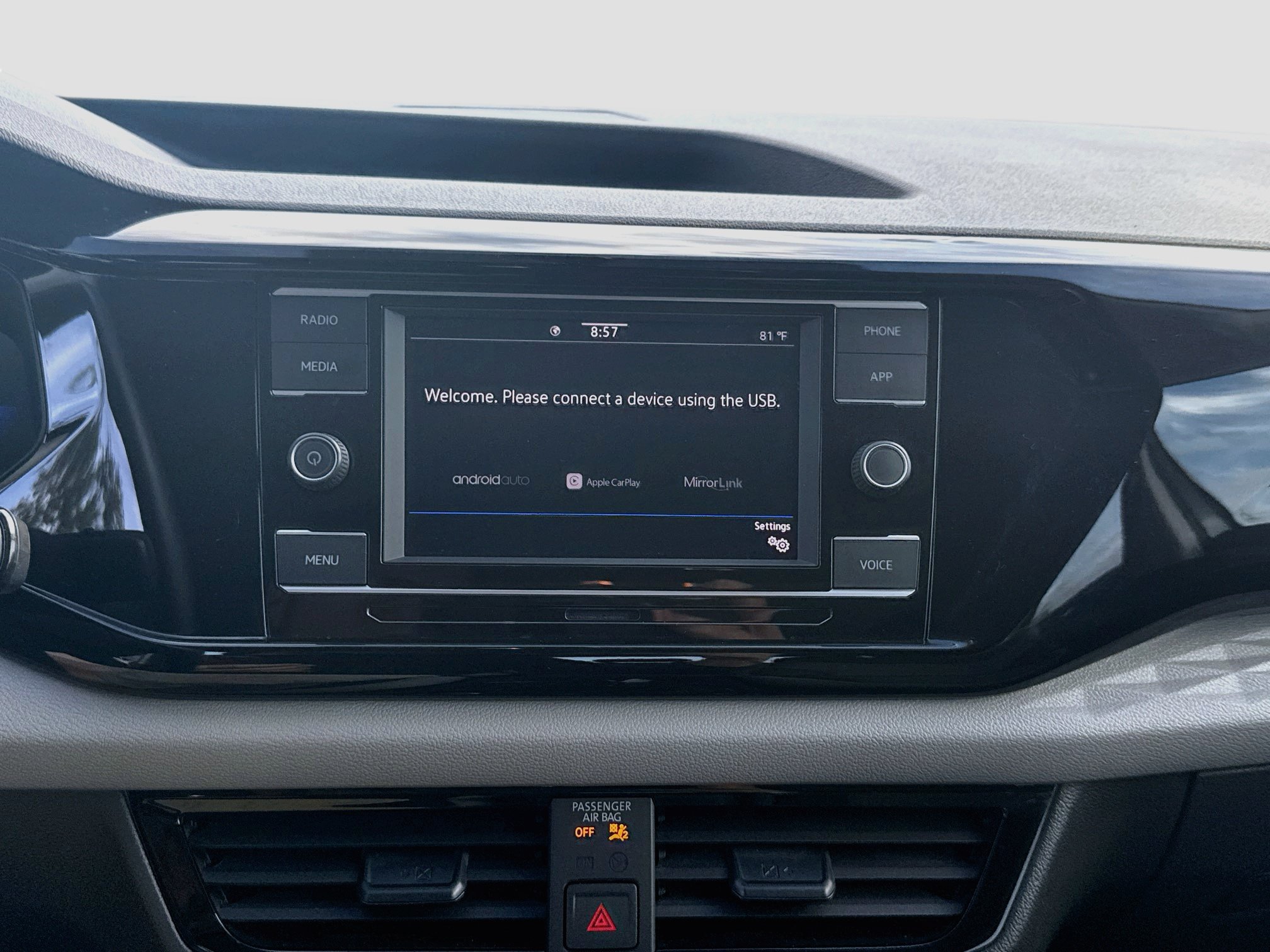 Certified 2023 Volkswagen Taos S FWD image 12
