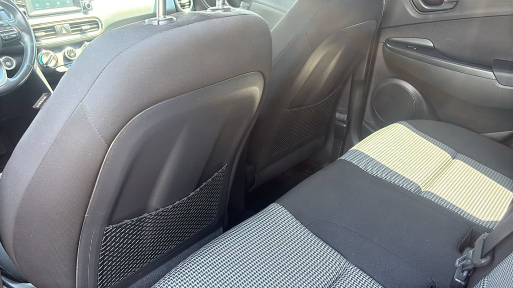 Used 2018 Hyundai Kona SEL FWD image 30