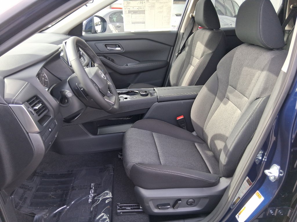 New 2026 Nissan Rogue SV image 10