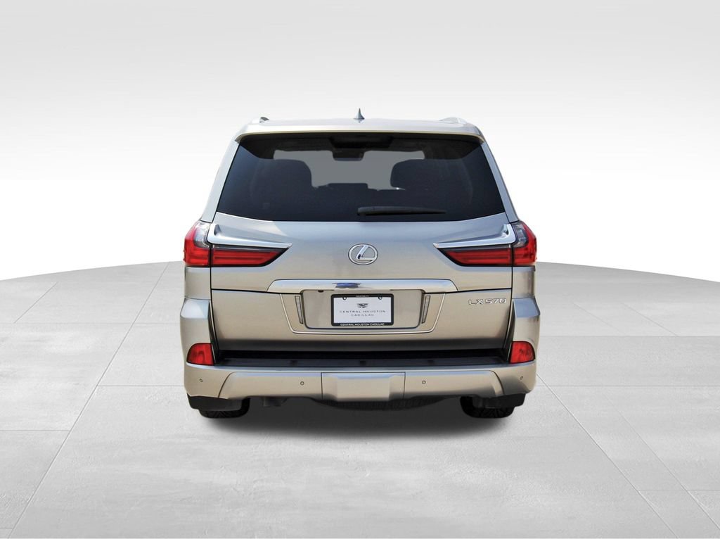 Used 2020 Lexus LX 570 4WD w/ Luxury Package image 4