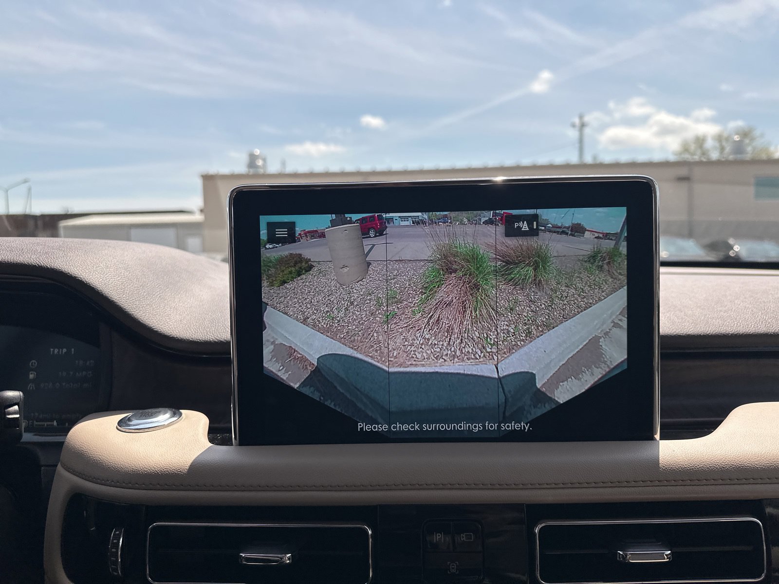 Used 2023 Lincoln Aviator Reserve w/ Equipment Group 201A AWD/4WD image 77