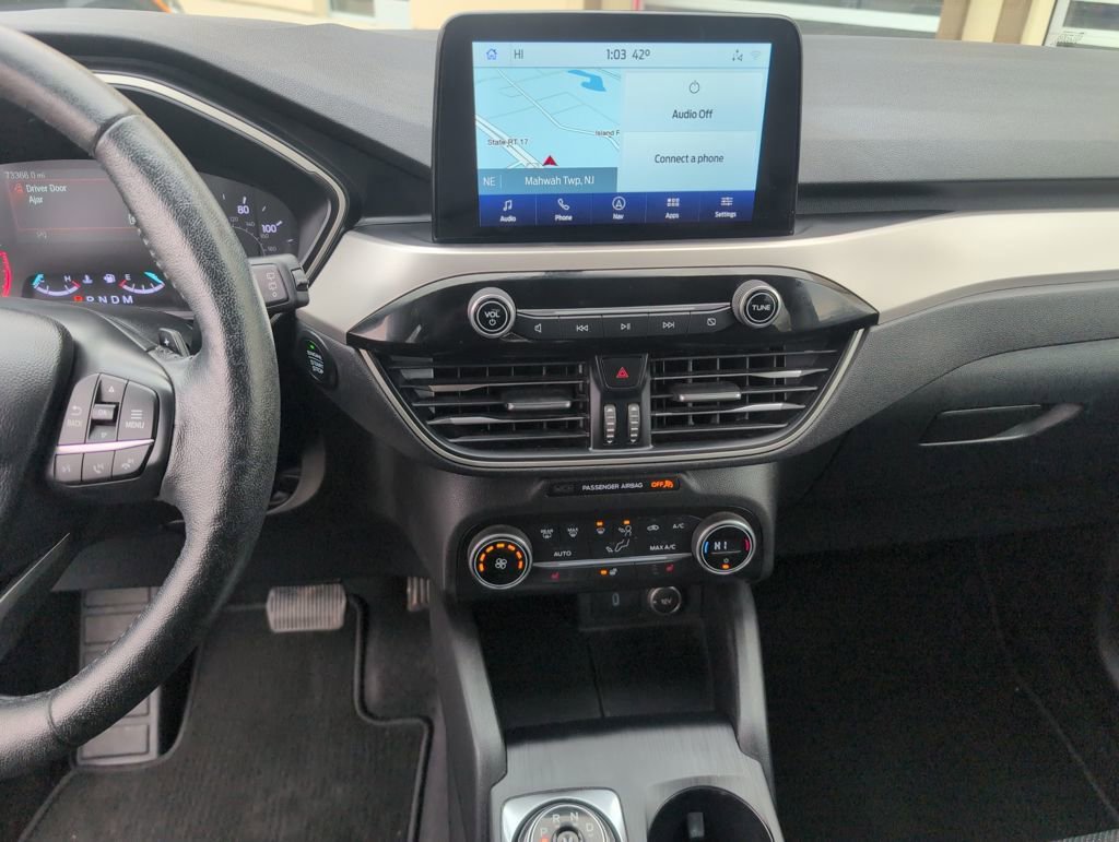 Used 2020 Ford Escape SEL image 18