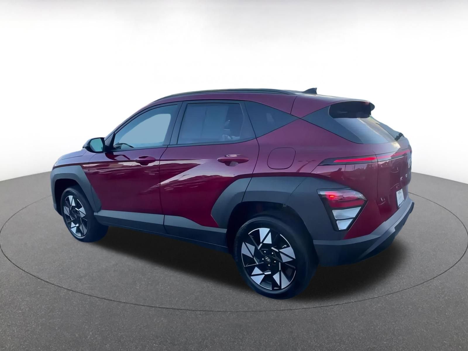 Used 2025 Hyundai Kona SEL image 17