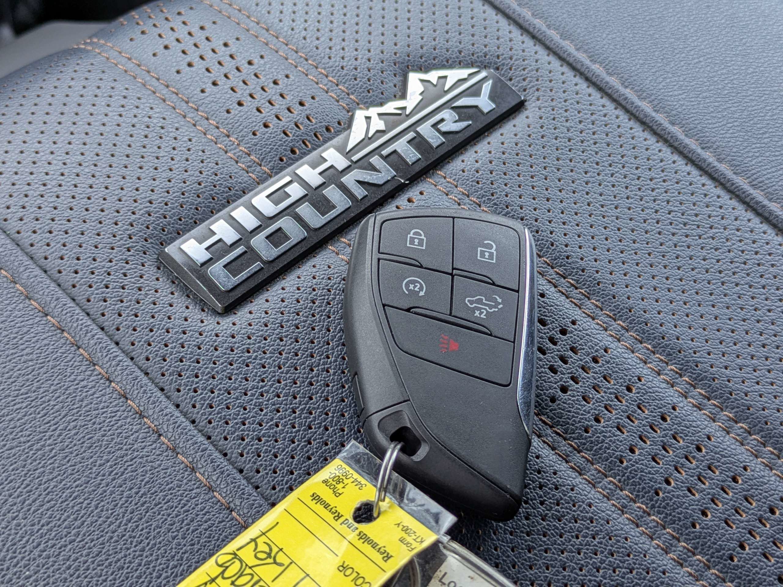 Used 2025 Chevrolet Silverado 3500 High Country w/ High Country Premium Package AWD/4WD image 30