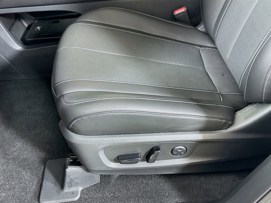 Certified 2026 INFINITI QX60 Luxe w/ Cargo Package FWD image 25