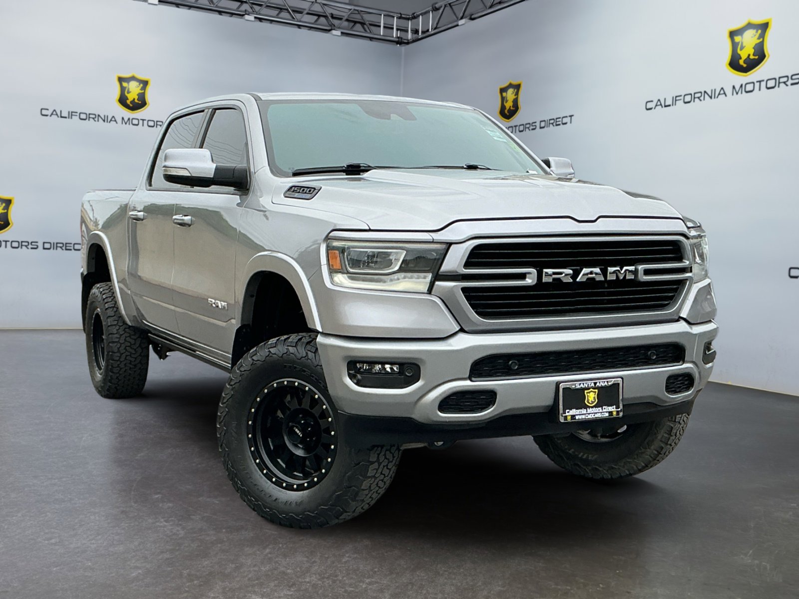 Used 2021 RAM 1500 Laramie w/ Sport Appearance Package image 3