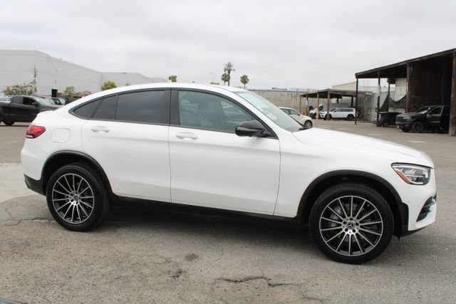Used 2022 Mercedes-Benz GLC 300 4MATIC Coupe image 3