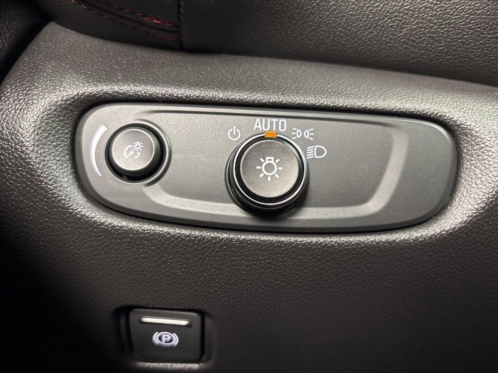 Used 2023 Chevrolet Blazer RS w/ Driver Confidence II Package image 29