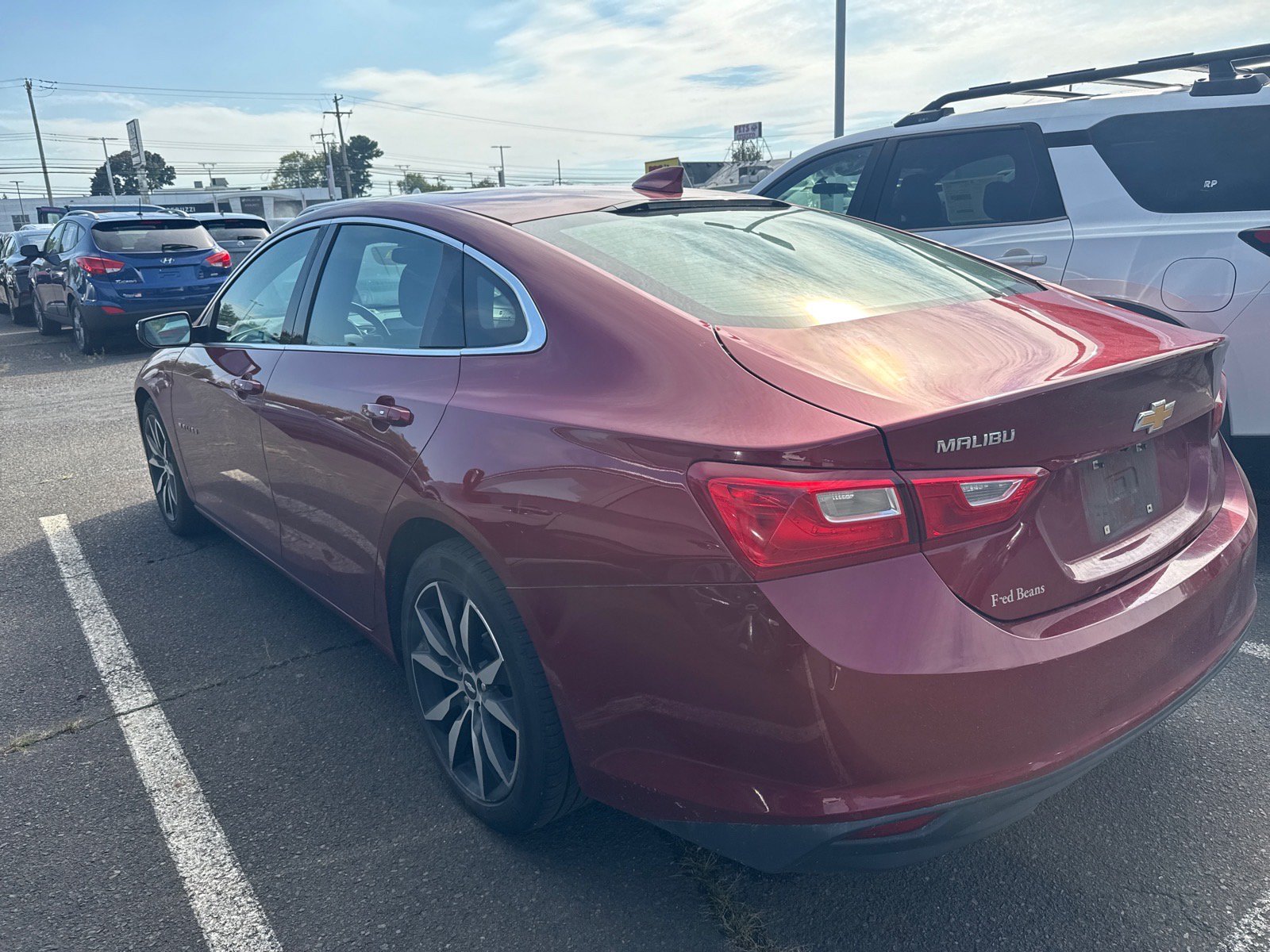 Used 2018 Chevrolet Malibu LT FWD image 3