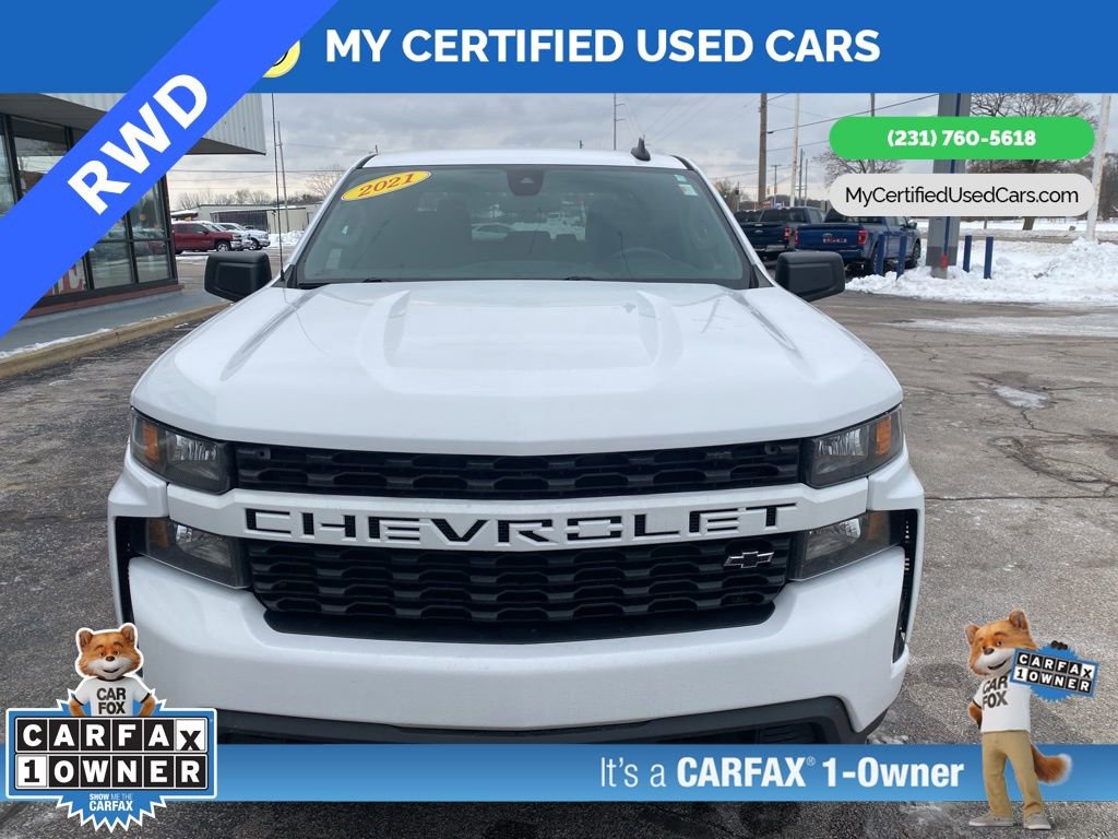 Used 2021 Chevrolet Silverado 1500 Custom w/ LPO, Dark Essentials Package image 2