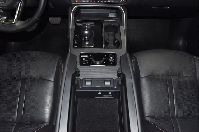 Used 2025 MAZDA CX-90 3.3 Turbo w/ Preferred Package AWD/4WD image 28