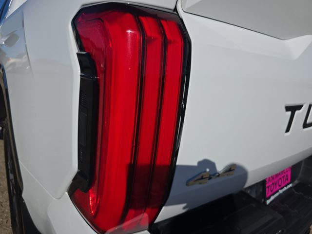 Used 2024 Toyota Tundra Limited w/ Power Package image 33