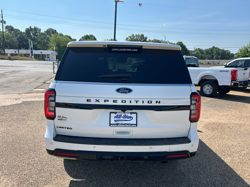 Used 2022 Ford Expedition Limited RWD image 3