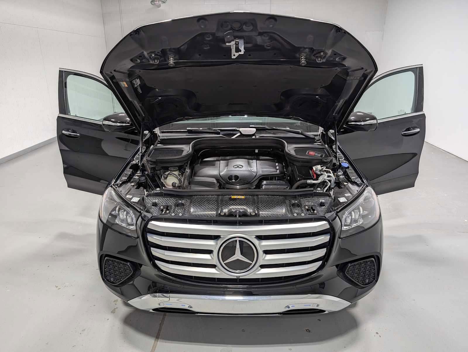 Used 2024 Mercedes-Benz GLS 450 GLS 450 image 13