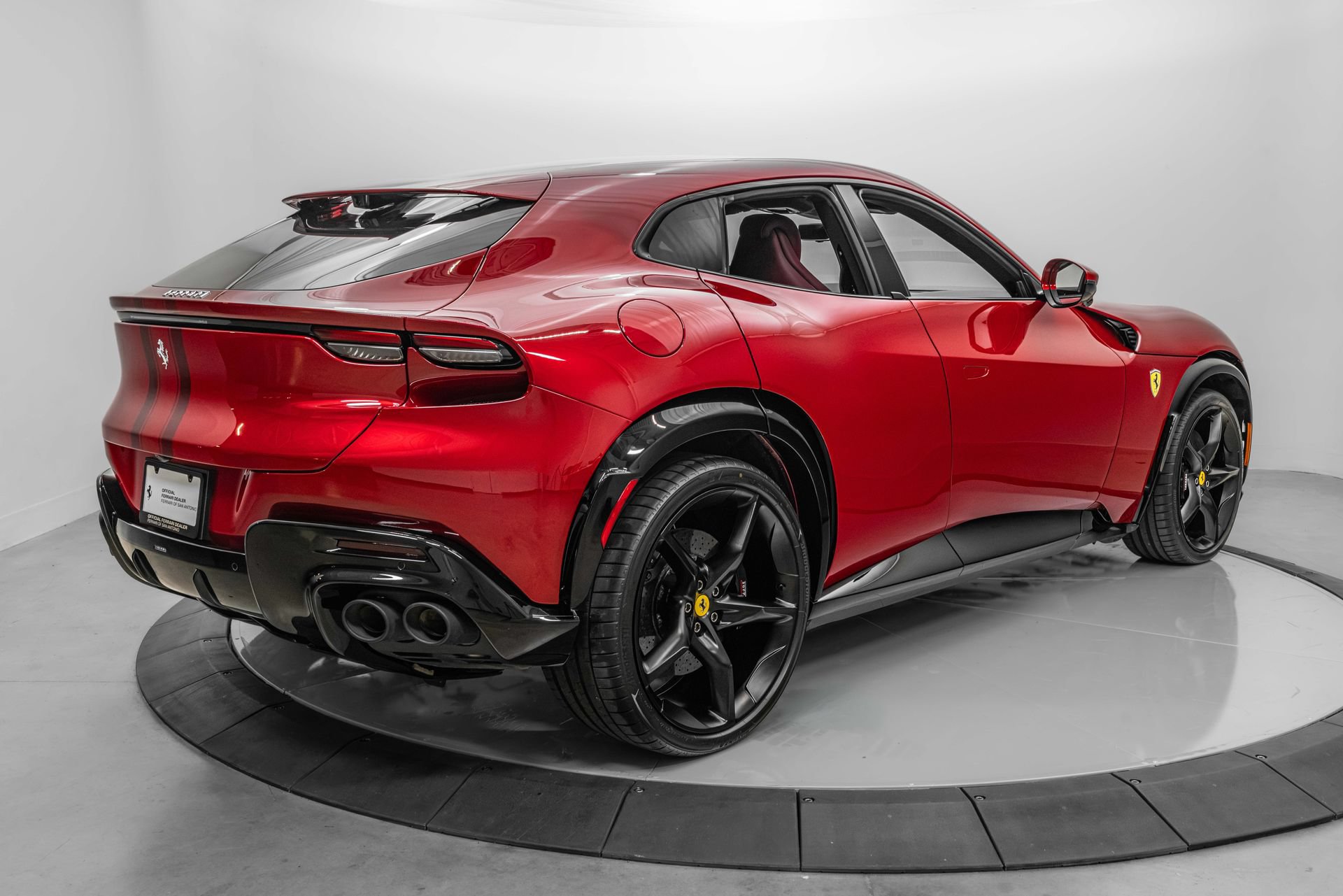 Certified 2026 Ferrari Purosangue AWD/4WD image 10