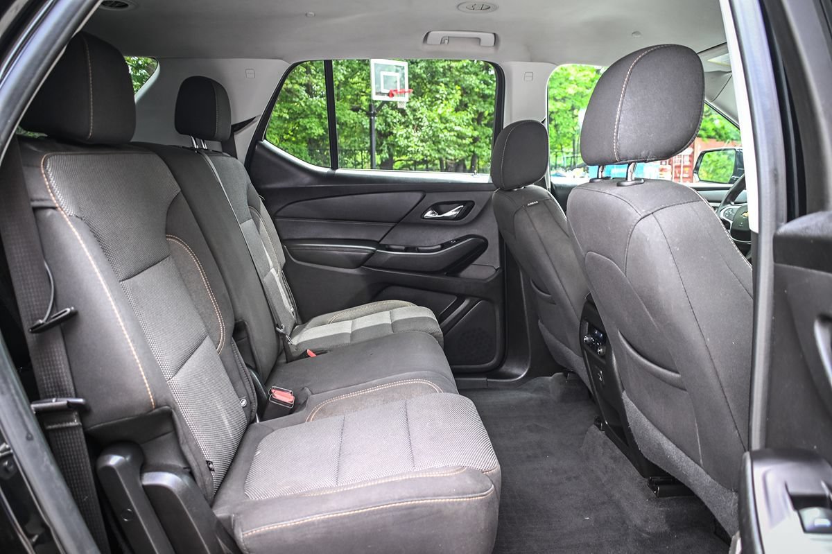 Used 2019 Chevrolet Traverse LS w/ LPO, Floor Liner Package AWD/4WD image 16