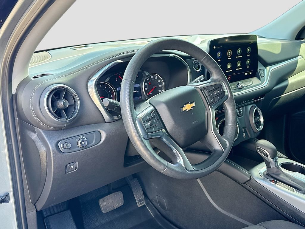 Used 2024 Chevrolet Blazer LT AWD/4WD image 23