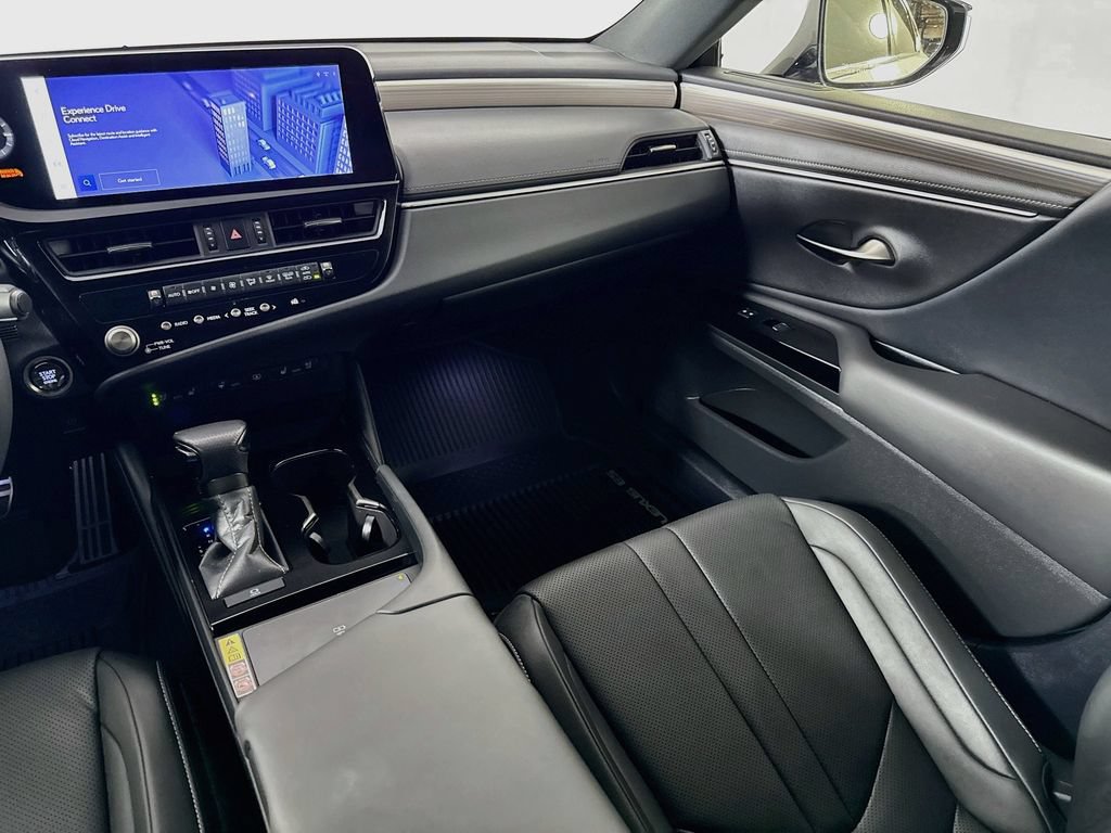 Certified 2024 Lexus ES 350 F Sport w/ Accessory Package (Z2) FWD image 25