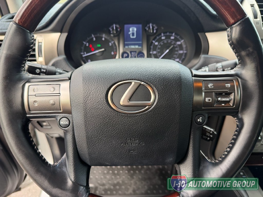 Used 2017 Lexus GX 460 Premium w/ Premium Package AWD/4WD image 40