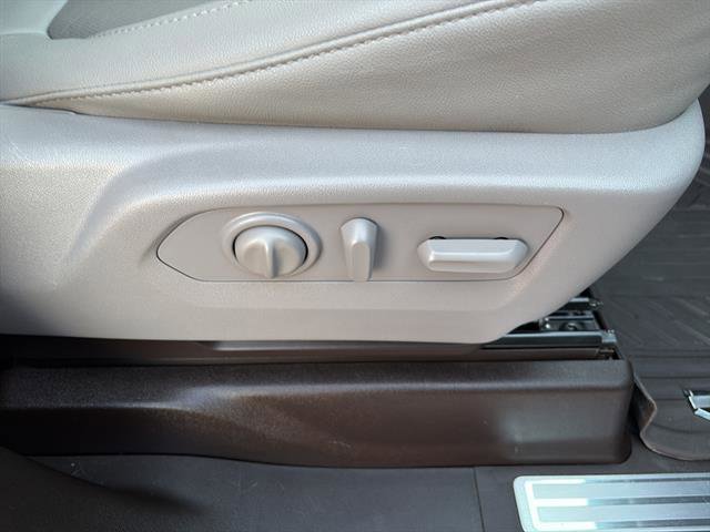 Used 2021 Chevrolet Silverado 1500 LTZ w/ LTZ Premium Package image 10