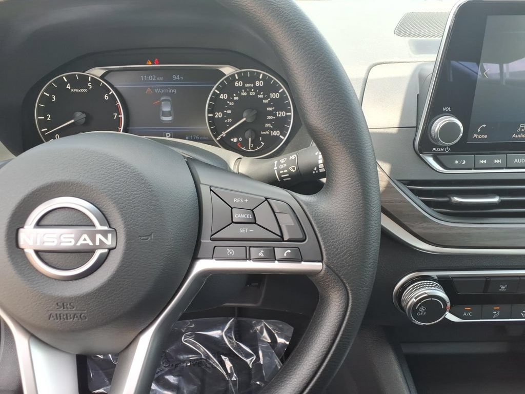 New 2026 Nissan Altima 2.5 SV FWD image 23