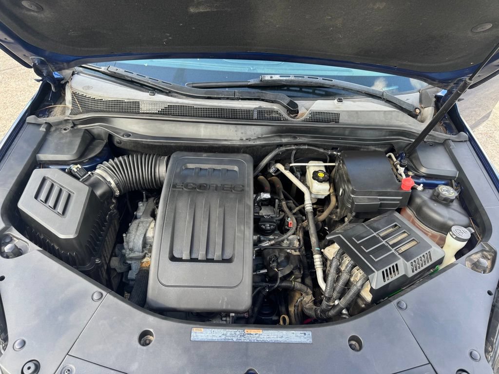 Used 2010 Chevrolet Equinox LT FWD image 17