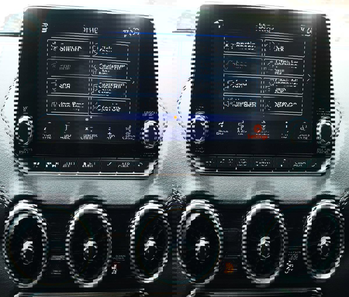 Used 2024 Nissan Sentra SV image 51