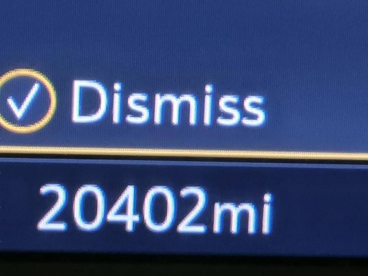 Used 2024 GMC Terrain SLT image 3