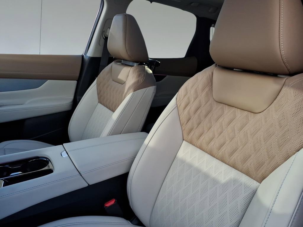 New 2026 Nissan Murano Platinum w/ Cargo Package image 14