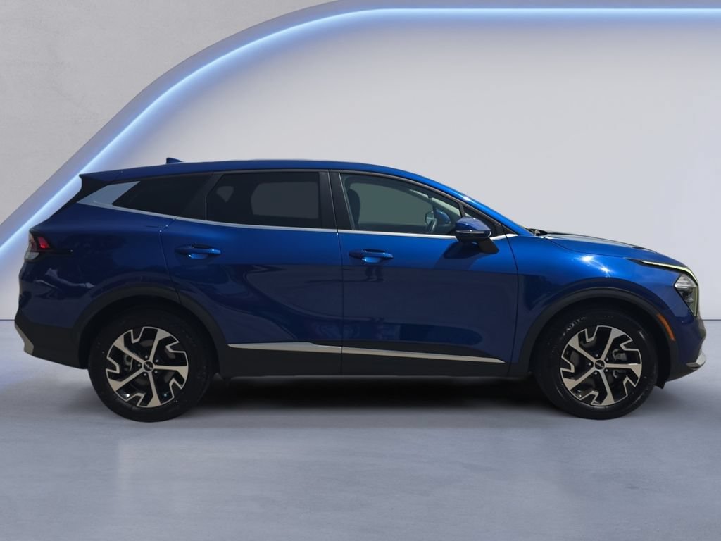 Used 2023 Kia Sportage EX FWD image 7