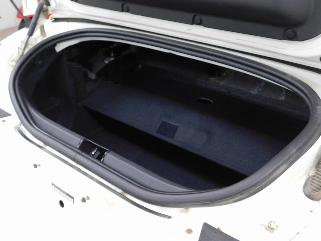 Used 2005 Chrysler Crossfire Limited RWD image 85