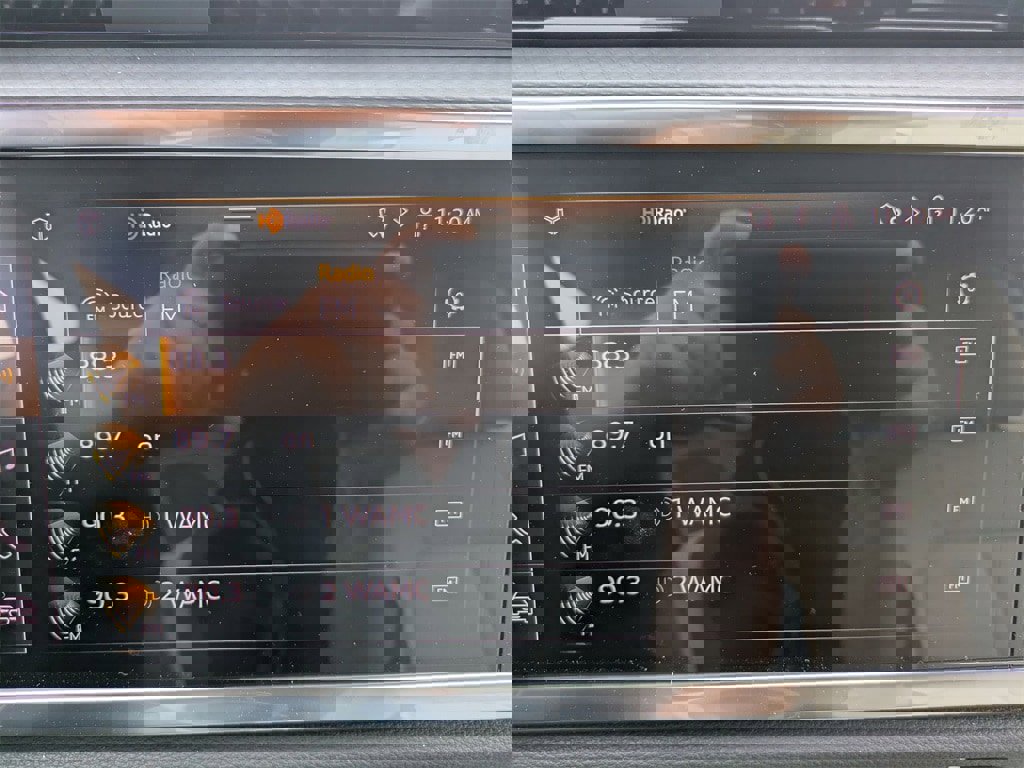 New 2025 Audi Q3 2.0T Premium image 23