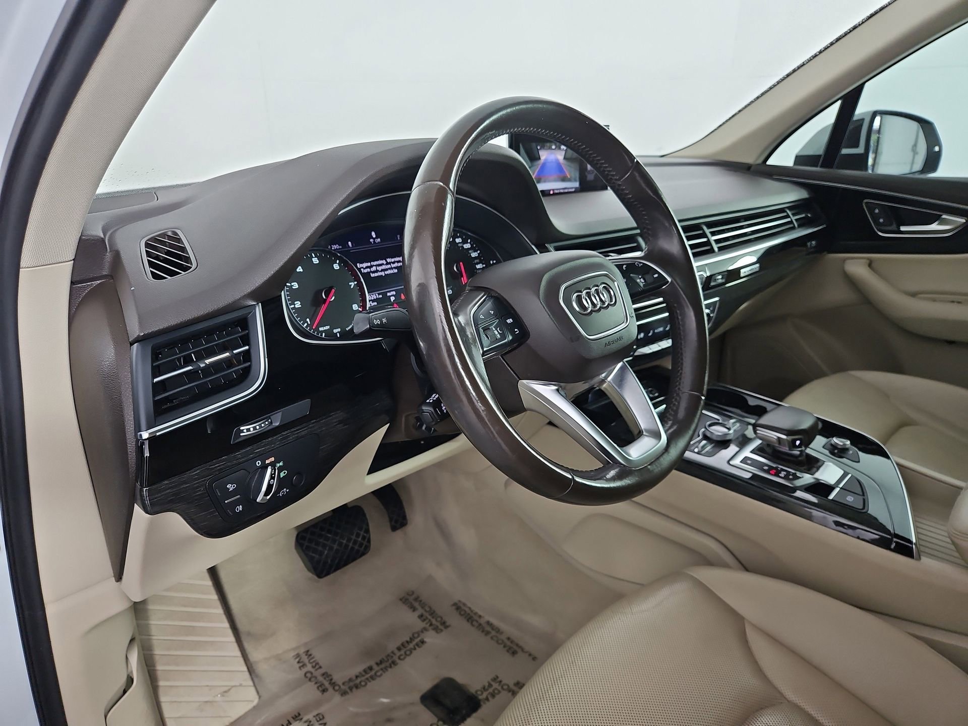 Used 2017 Audi Q7 3.0T Premium Plus w/ Premium Plus Package image 17