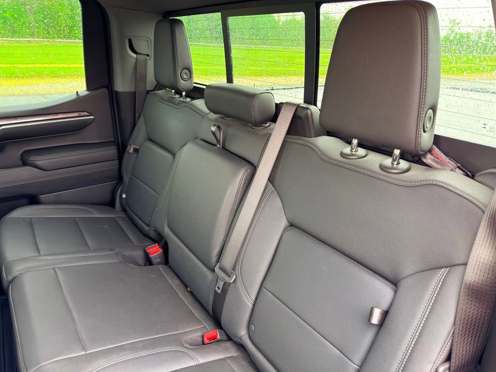 Used 2024 Chevrolet Silverado 1500 LTZ w/ Technology Package AWD/4WD image 27