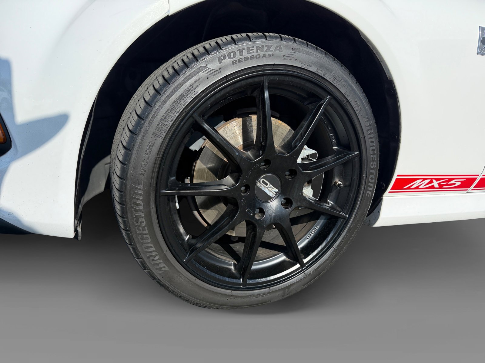 Used 2013 MAZDA MX-5 Miata Club RWD image 9