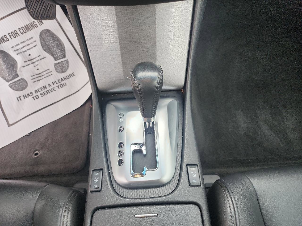 Used 2011 Nissan Altima 3.5 SR w/ 3.5SR Premium Pkg image 17