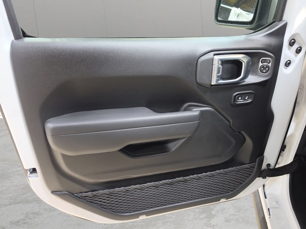 New 2026 Jeep Wrangler Unlimited Sport w/ Dual Top Group AWD/4WD image 12