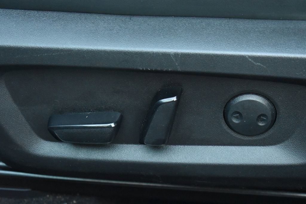 Used 2023 Mitsubishi Outlander SE image 24